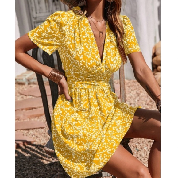 Boho floral print puff sleeve dress - Picture 4 of 16